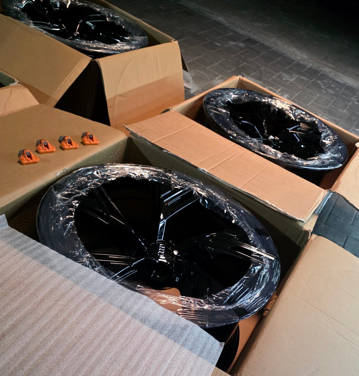 Originele Audi RS6 22inch Full Black met nummers !! Nieuwst., Auto-onderdelen, Banden en Velgen, Ophalen, Velg(en)