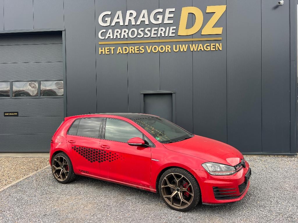 VW Golf GTi, Rouge, Enlèvement, 1984 cm³, Essence