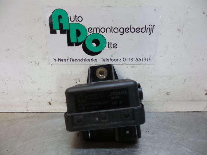 Relais préchauffage d'un Fiat Doblo (Doblo 10-), Autos : Pièces & Accessoires, Électronique & Câbles, Fiat, Utilisé, Enlèvement ou Envoi
