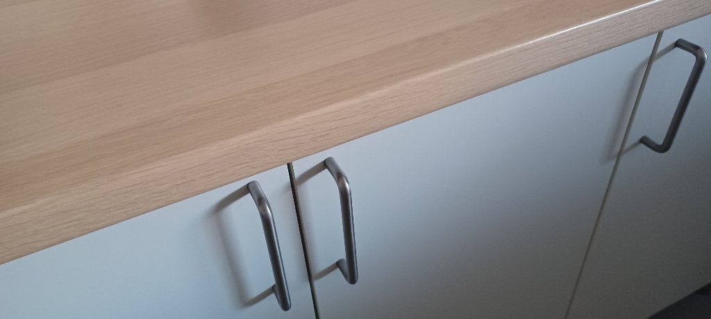 Meuble buffet Ikea blanc, tablette bois clair, Maison & Meubles, Armoires | Buffets, Moins de 100 cm, Comme neuf, Enlèvement, Scandinave Ikea