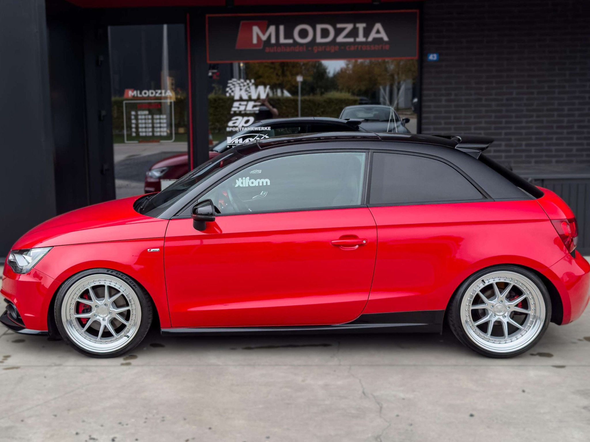 Audi A1 S tronic Competition SCHAALSTOELEN Tuned Vmaxx, Autos, Euro 5, Achat, A1, Entreprise