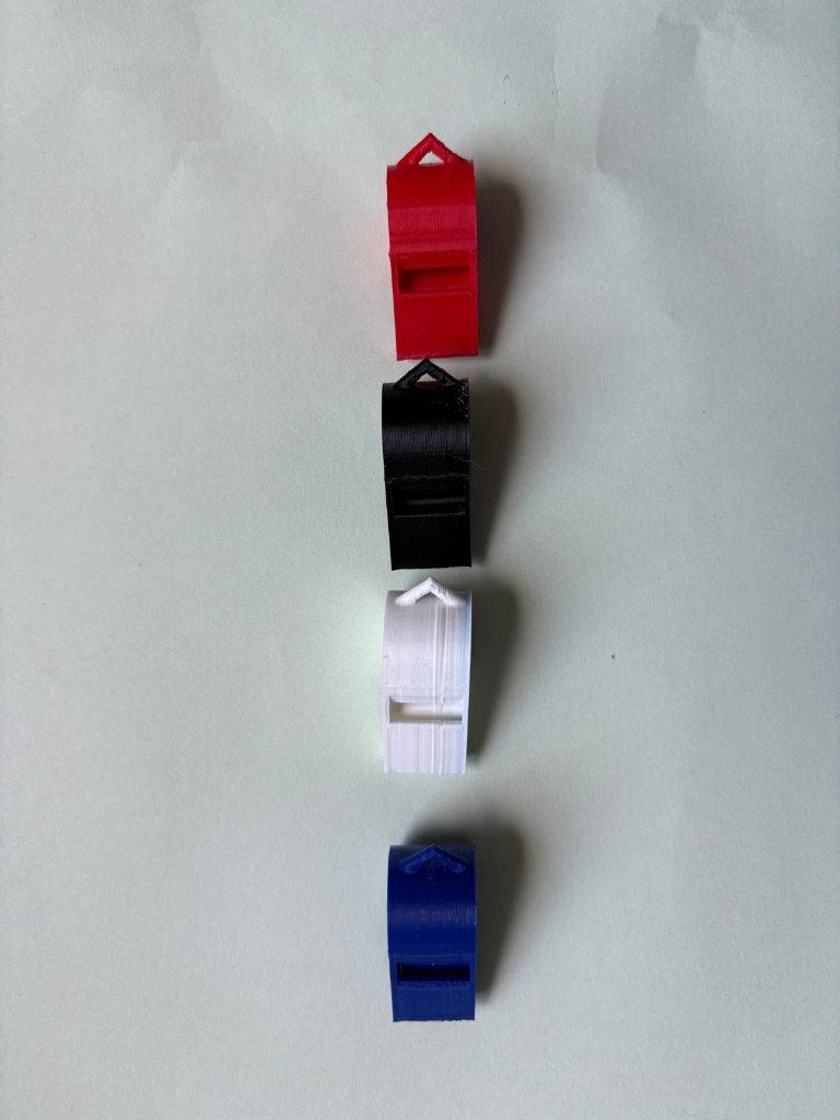 Sifflets imprimés en 3D 4 couleurs Son fort !, Envoi, Neuf, Set