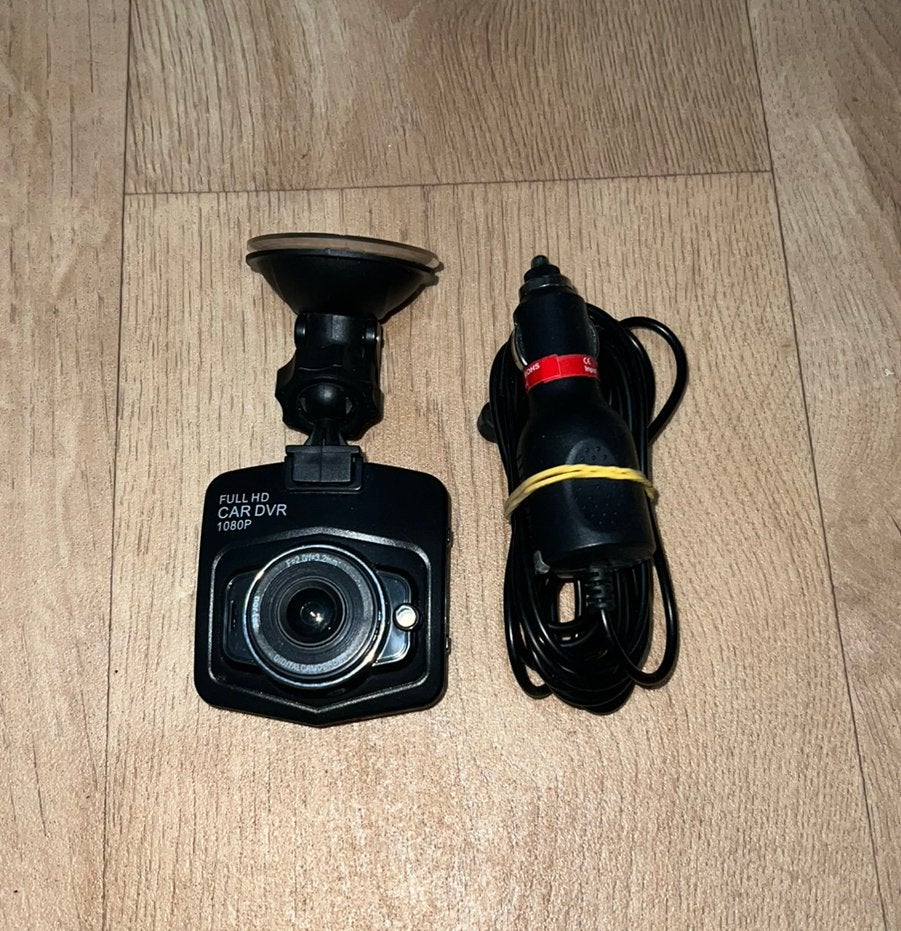 Dashcam Full HD (1080p) — Caméra de voiture compacte, Enlèvement, Utilisé