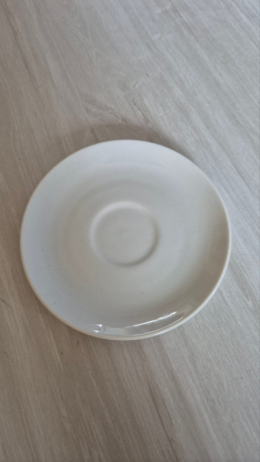 Soucoupe Sous-tasse en porcelaine blanche, Collections, Porcelaine, Cristal & Couverts, Enlèvement ou Envoi, Porcelaine