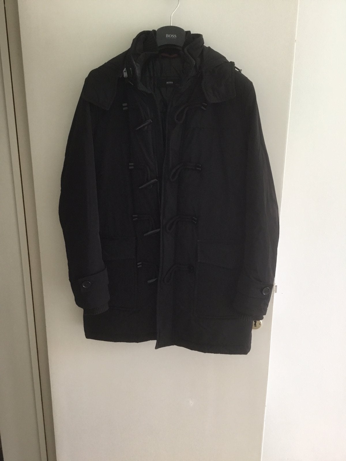 Parka Hugo Boss, Ophalen, Gedragen, Zwart, Jas of Mantel