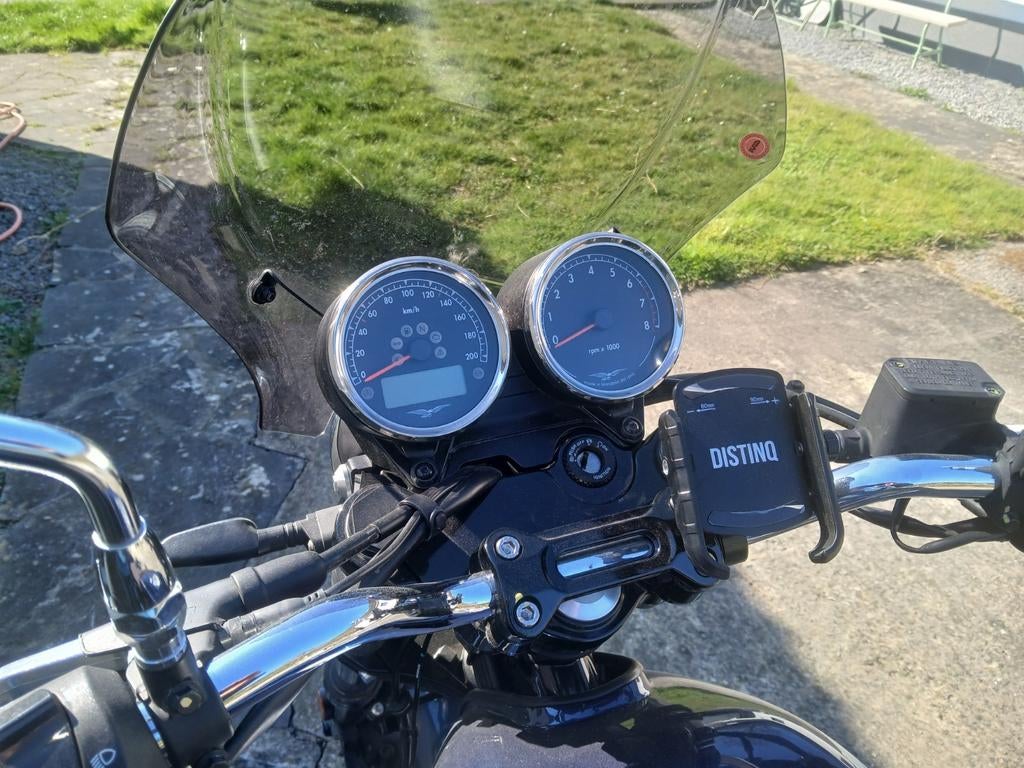 V7 SPECIAL, Motoren