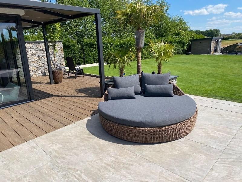 Design ligbed uit voorraad kingsize XXL, Ophalen of Verzenden, Nieuw
