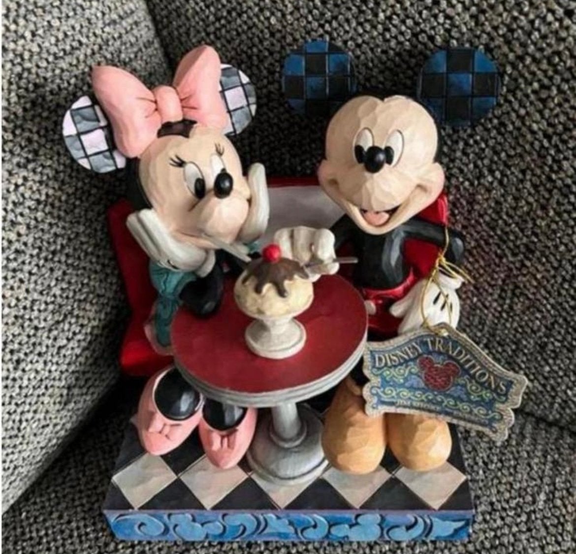 Disney traditione mickey en minnie, Collections, Disney, Enlèvement, Mickey Mouse, Comme neuf, Statue ou Figurine