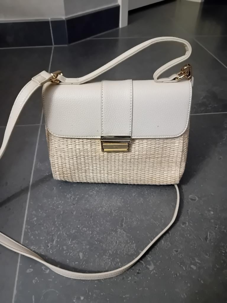 Cross body beige / ratan, Handtassen en Accessoires, Ophalen, Nieuw, Beige, Schoudertasje