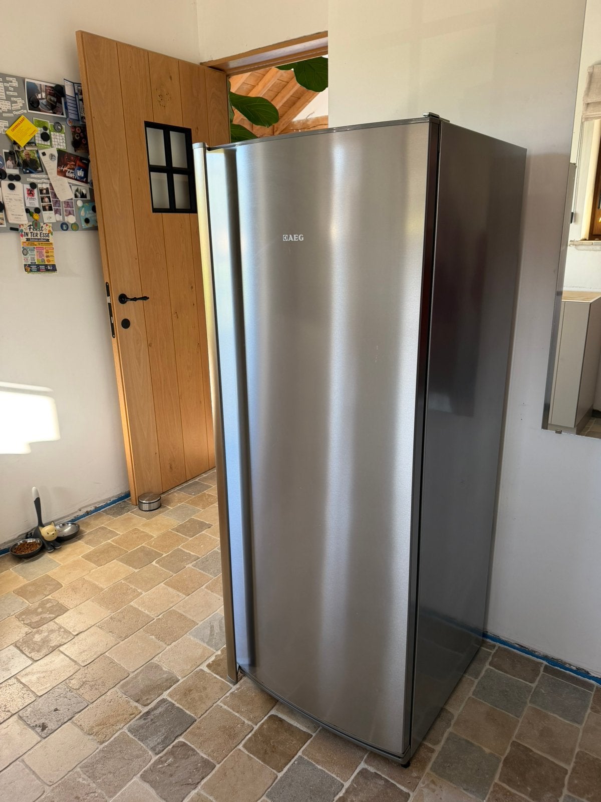 AEG koelkast 314L, Electroménager, 200 litres ou plus, 60 cm ou plus, Sans bac à congélation, Comme neuf
