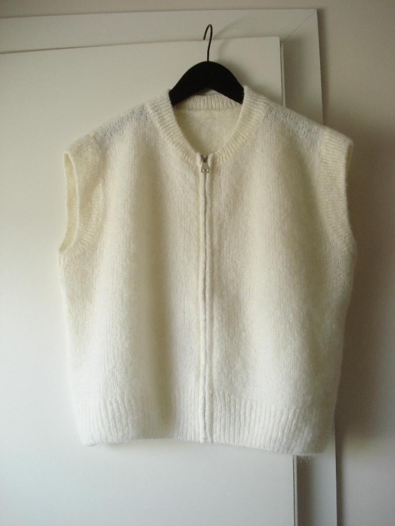 *VAL* Wollen gilet met rits, dames/meisjes. mt one size, Enlèvement ou Envoi, Porté