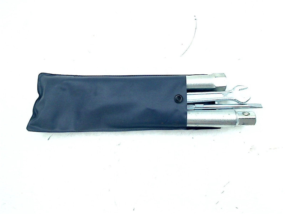 GEREEDSCHAPSET CV3 2023 (01-2023/-), Dhr. S. di Majo, Gebruikt, Info@cama-motorparts.nl, P.J. Troelstraweg 8 8
3144 CX  MAASSLUIS, NL