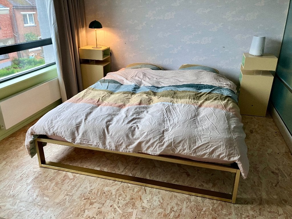 Bed Made 160cm x 200cm, Ophalen, Overige kleuren, Tweepersoons, Zo goed als nieuw