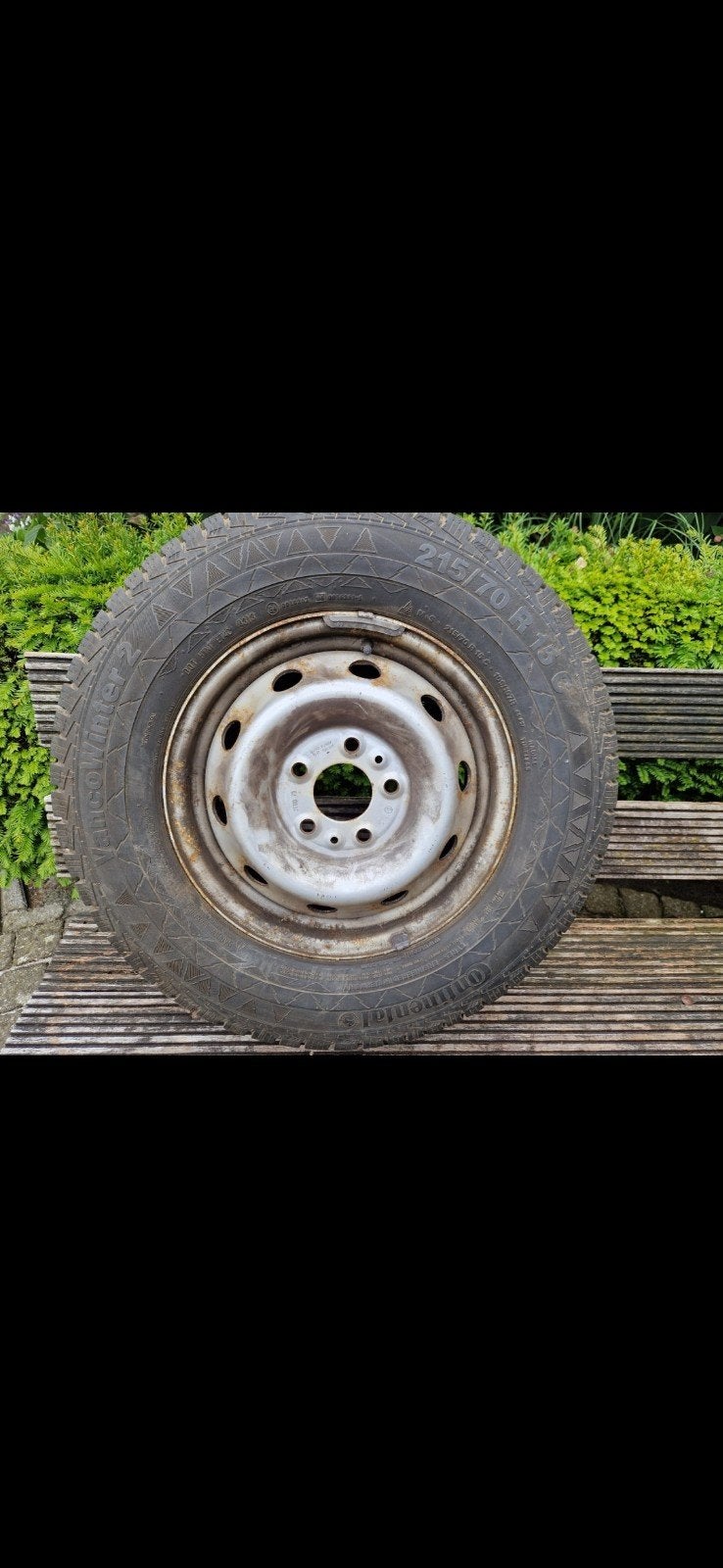 4 winterbanden stalen velg 215/70 r 15 c, Auto-onderdelen, Banden en Velgen, Ophalen, Winterbanden
