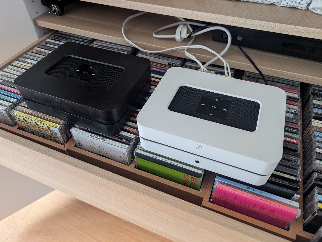 Bluesound Powernode 2i (zwart of wit), Audio, Tv en Foto, Versterkers en Ontvangers, Ophalen, Zo goed als nieuw, 60 tot 120 watt