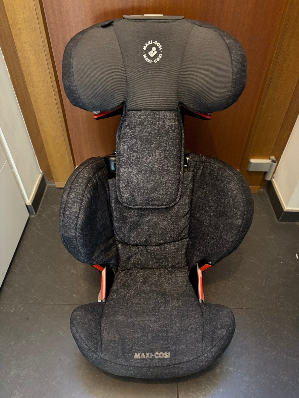 Maxi cosi Rodifix (groep 2-3), Dossier réglable, Enlèvement, Utilisé, 0 à 10 kg