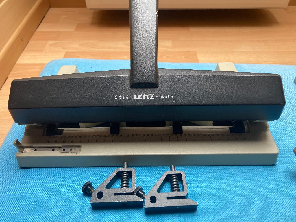 professionele perforator Leitz, Ophalen, Gebruikt