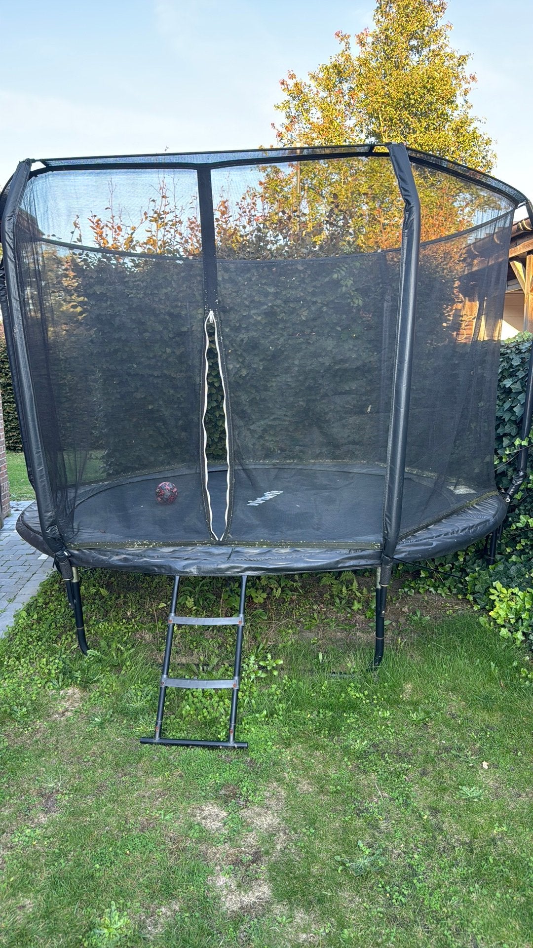 Trampoline, Ophalen, Gebruikt