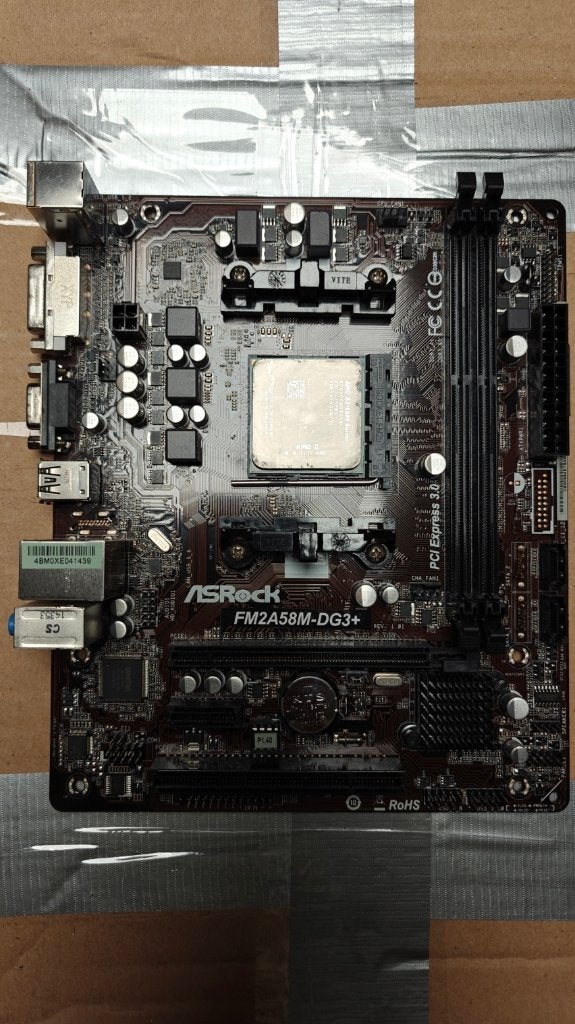 DDR3 tijd set: AMD A8 unlocked + Asrock FM2+ moederbord, Computers en Software, Moederborden, Gebruikt, DDR3, Ophalen of Verzenden
