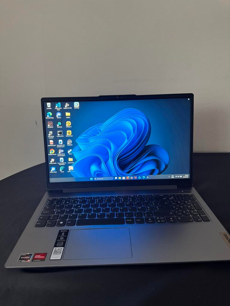 Lenovo IdeaPad 3 – Ryzen 5 / 16GO RAM / SSD 512 – Comme neuf, Enlèvement, Comme neuf, SSD