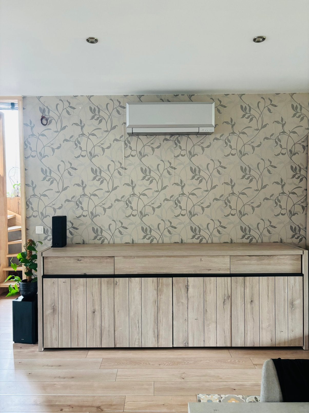Landelijk dressoir met veel opbergruimte (lades en kasten), Ophalen, Zo goed als nieuw