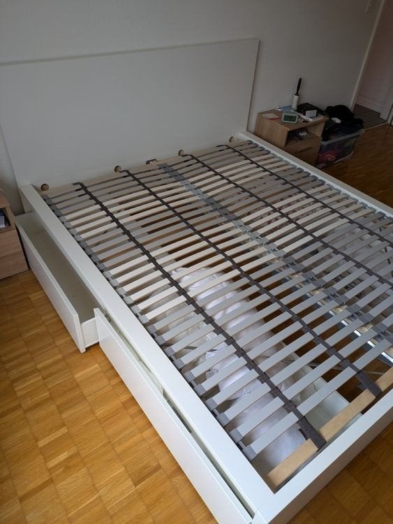 Lit 160x200cm Malm 2 tiroirs sommiers lonset ikea, Maison & Meubles, Enlèvement