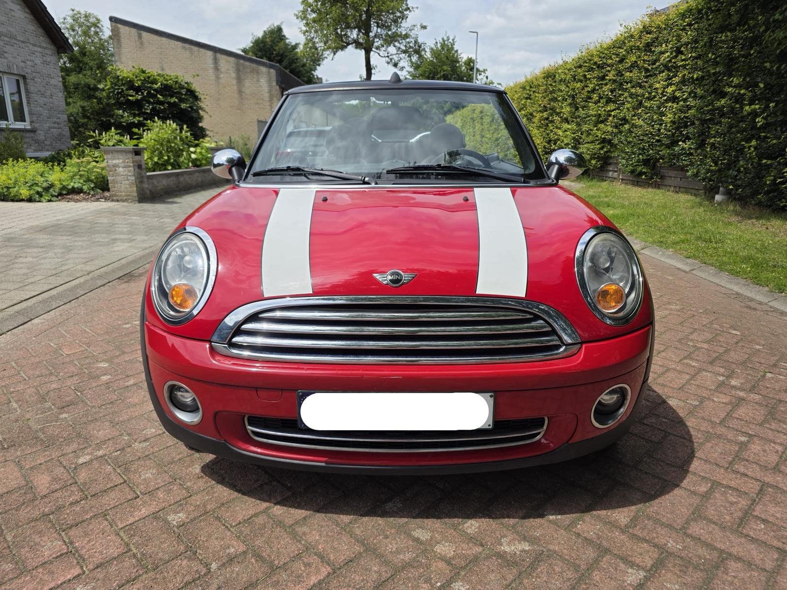 Mini cooper cabriolet 1.6 i 151000 km‼️FUMEE BLEU‼️ euro4, Autos, Rouge, Achat, Cabriolet, Boîte manuelle