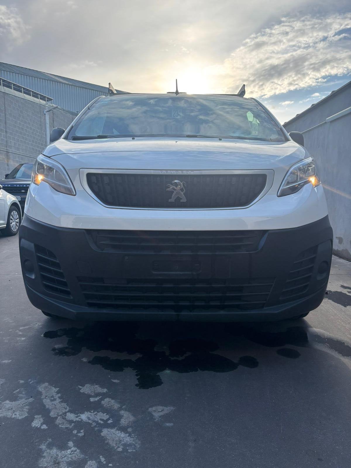 Peugeot expert 2.0 HDI/ 6 Plaatsen / reeds gekeurd vvk, Euro 6, Wit, Bedrijf, Expert Combi