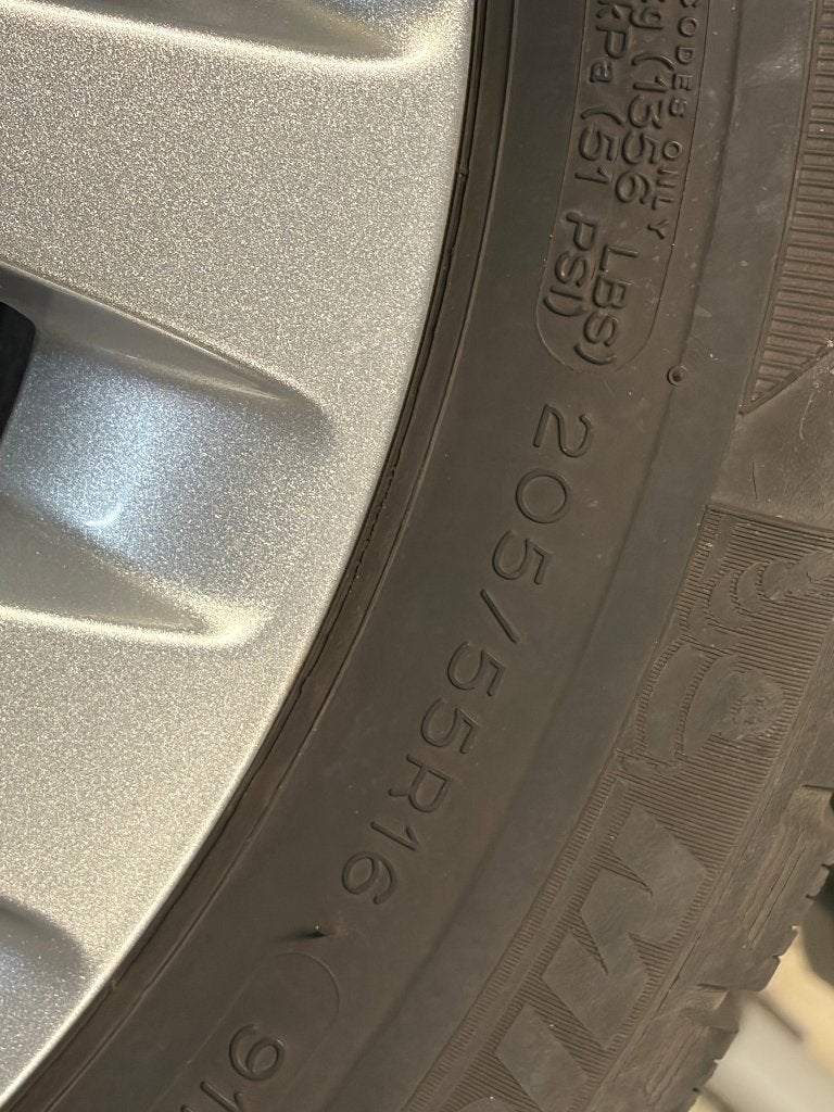 Set Velg met winterbanden voor Skoda Octavia 2 2003-2013, Auto-onderdelen, Ophalen, Gebruikt, 16 inch, Banden en Velgen