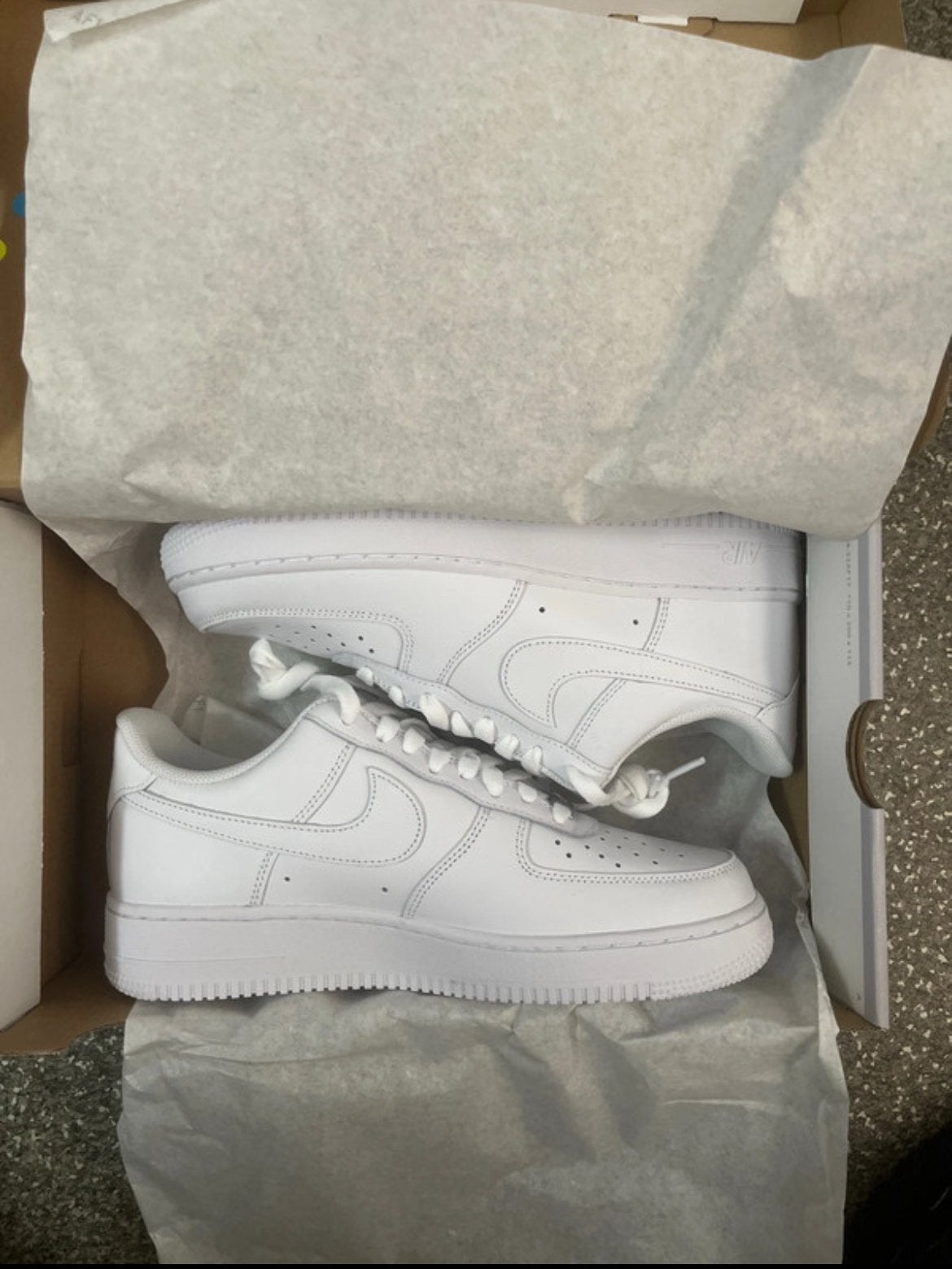 Nike Air Force 1, Neuf, Enlèvement ou Envoi, Chaussures à lacets, Blanc