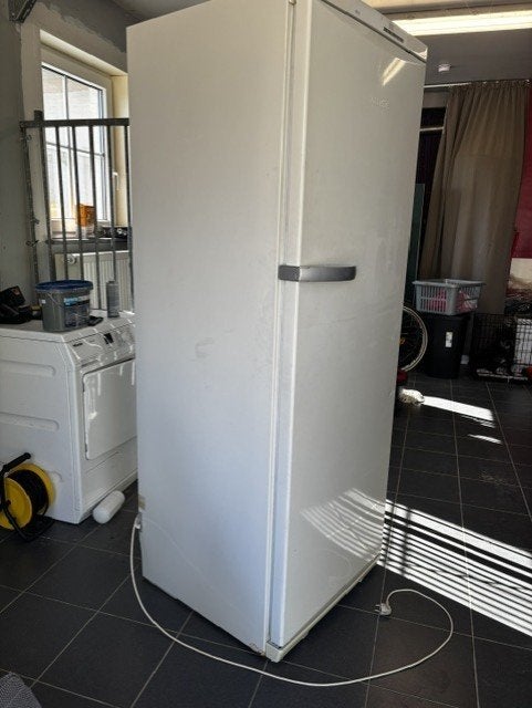 Congélateur Miele, 160 cm ou plus, Enlèvement, Utilisé, 60 à 90 cm