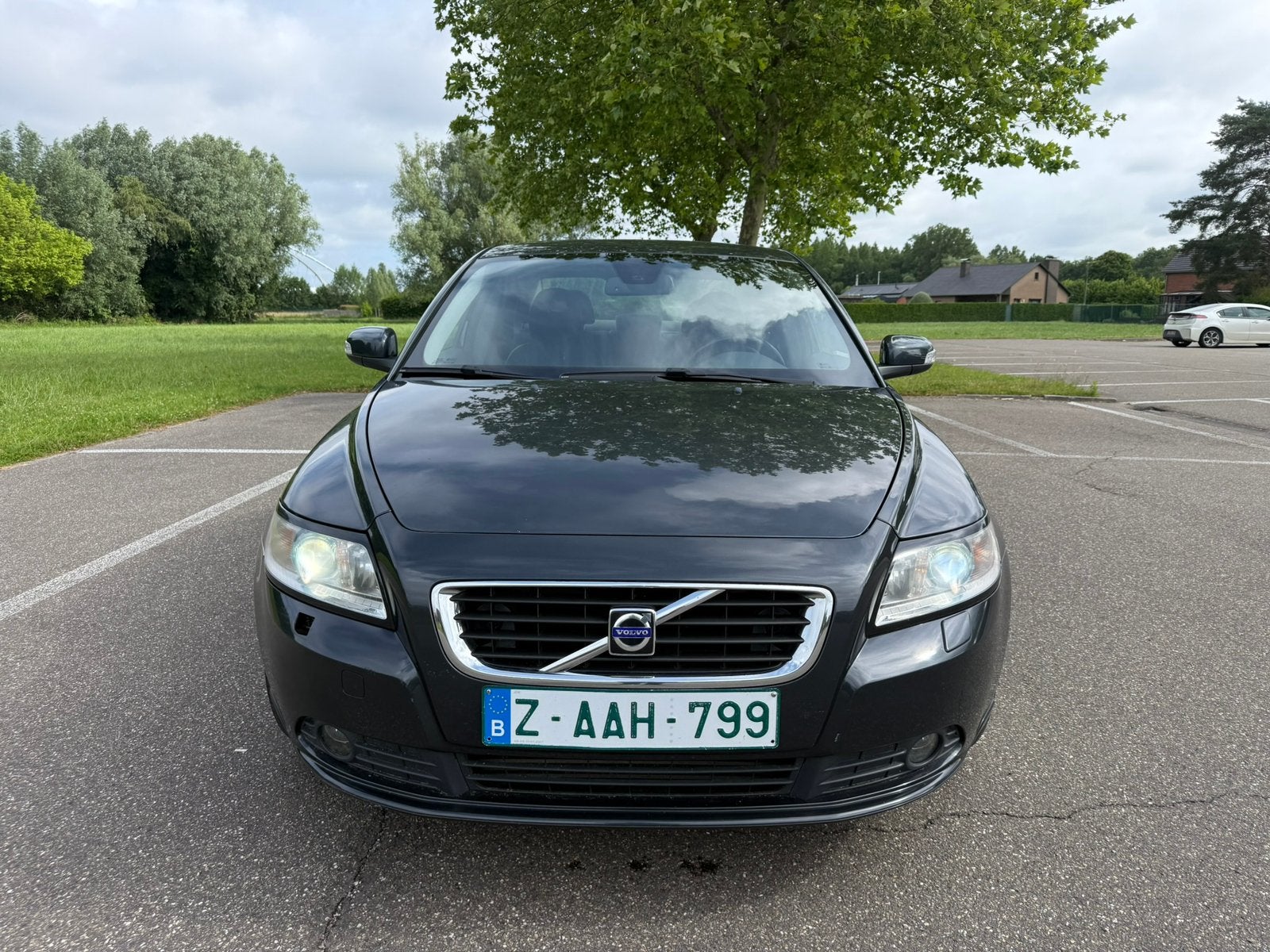 Volvo s40 automaat momentum euro 5, Auto's, Volvo, 4 cilinders, Te koop, Automatische klimaatregeling, 1997 cc