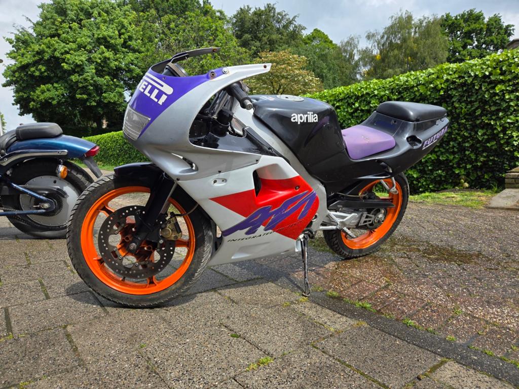 Aprilia futura 50cc af1, Fietsen en Brommers, Ophalen