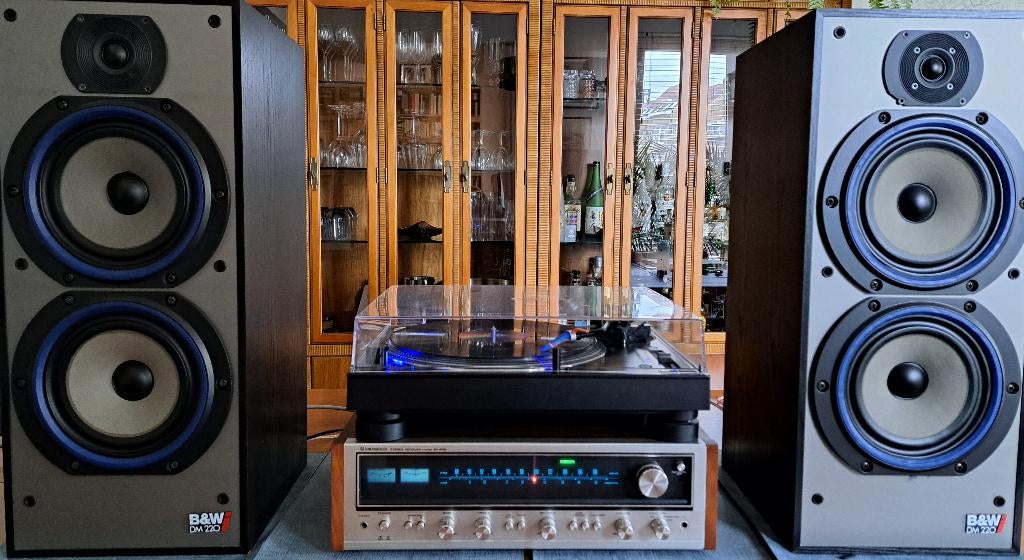 Enceintes HI-Fi B&W DM220i, TV, Hi-fi & Vidéo, Enceintes, Utilisé, Haut-parleur central, 60 à 120 watts, Bowers & Wilkins (B&W)