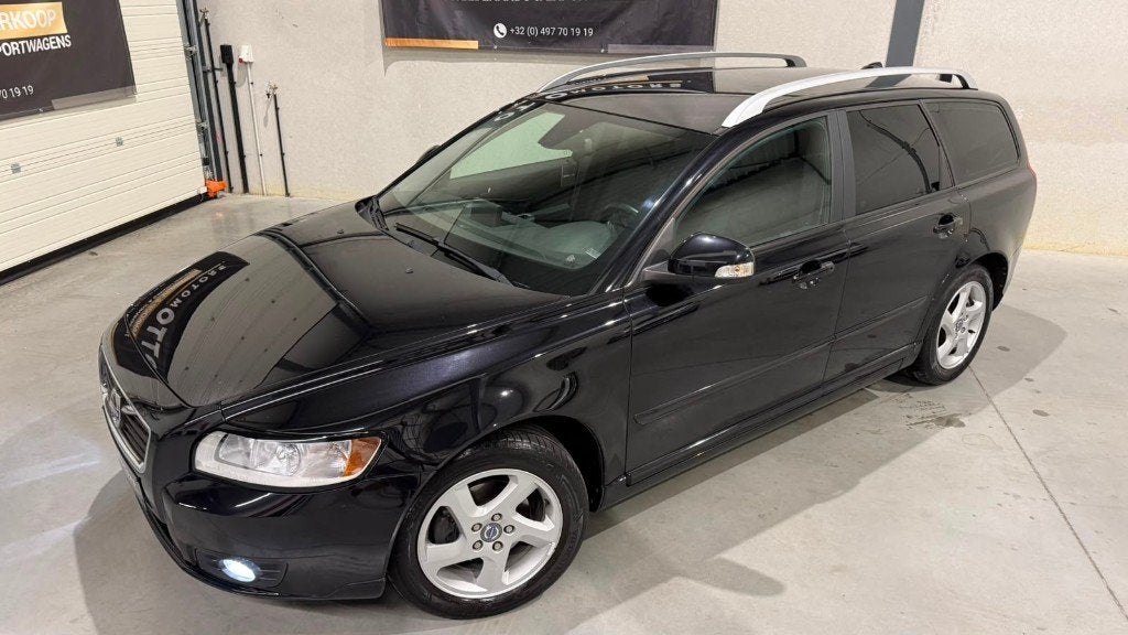 Volvo V50 Summum | 1. Prop. | État Showroom | Garantie, Autos, Volvo, Cuir, Euro 5, Achat, Entreprise
