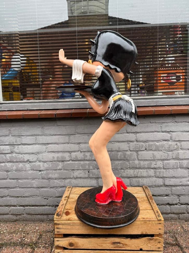 Betty Boop Dinner Beeld XL