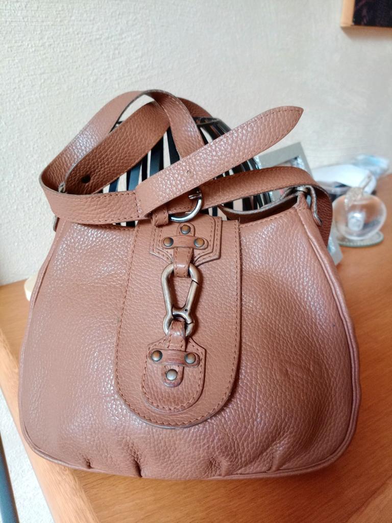 Handtasje Nathan crossbody, Handtassen en Accessoires, Tassen | Damestassen, Ophalen of Verzenden, Bruin, Handtas