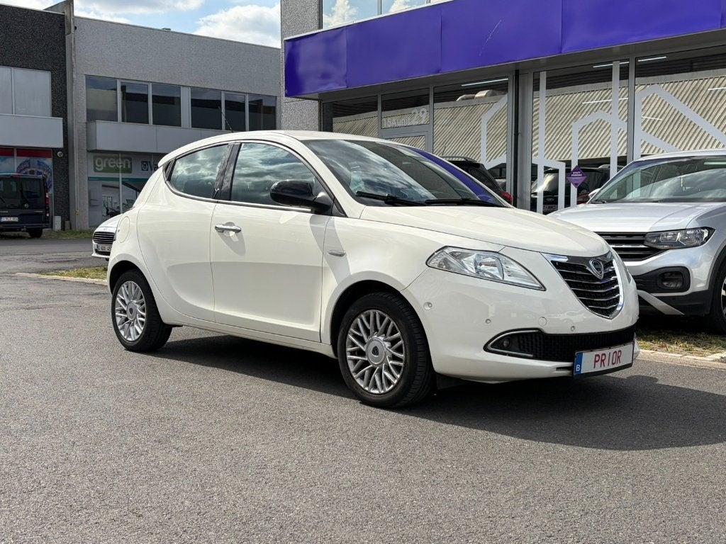 Lancia Ypsilon 1.2i, Autos, Lancia, 1242 cm³, Achat, Entreprise, Boîte manuelle