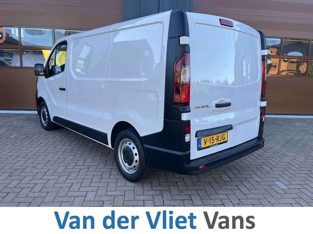 Renault Trafic 2.0 dCi 110pk E6 Générique 3p Lease €219, Voorwielaandrijving, Gebruikt, 4 cilinders, 2000 kg