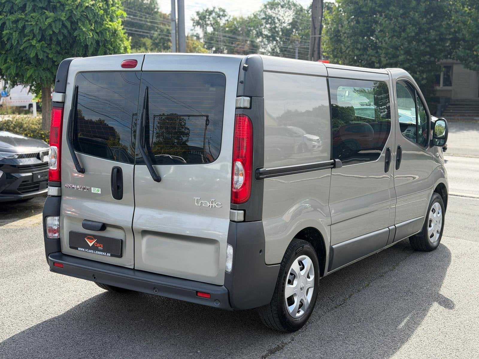 Renault trafic dubbele cabine navi airco PERF STAAT+ keuring, Auto's, Bluetooth, Bedrijf, Diesel, Euro 4