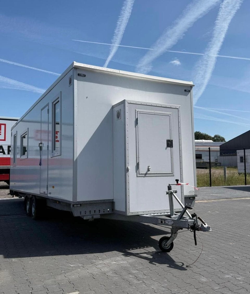 Te koop jong gebruikte woonunit 4 pers type 7.30, Enlèvement, Totalwagon, Info@totalwagon.nl, Storlingstraat 5 beek