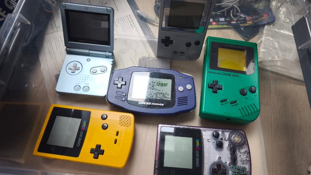 Zolderopruiming lot 2 nintendo, Ophalen of Verzenden, Gebruikt, Game Boy Advance, Met games