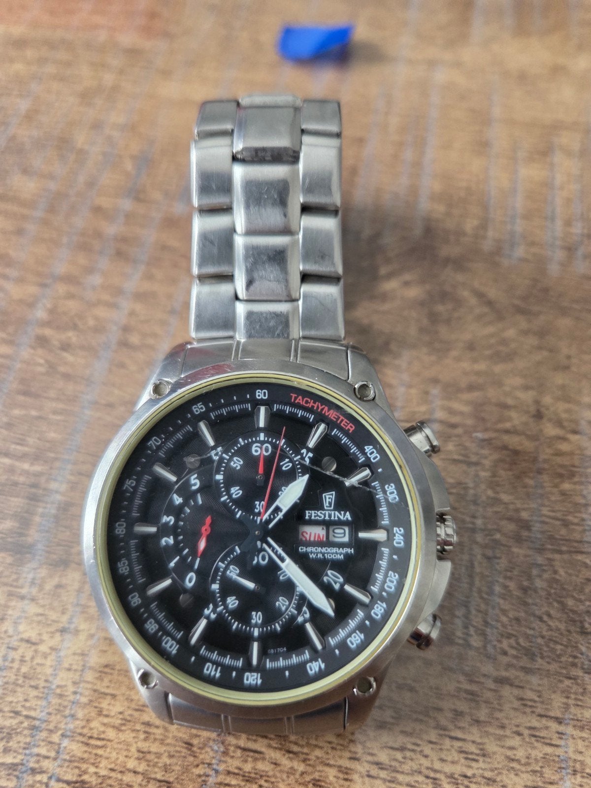 Belle montre a main pour homme analoge Marque FESTINA modèle
