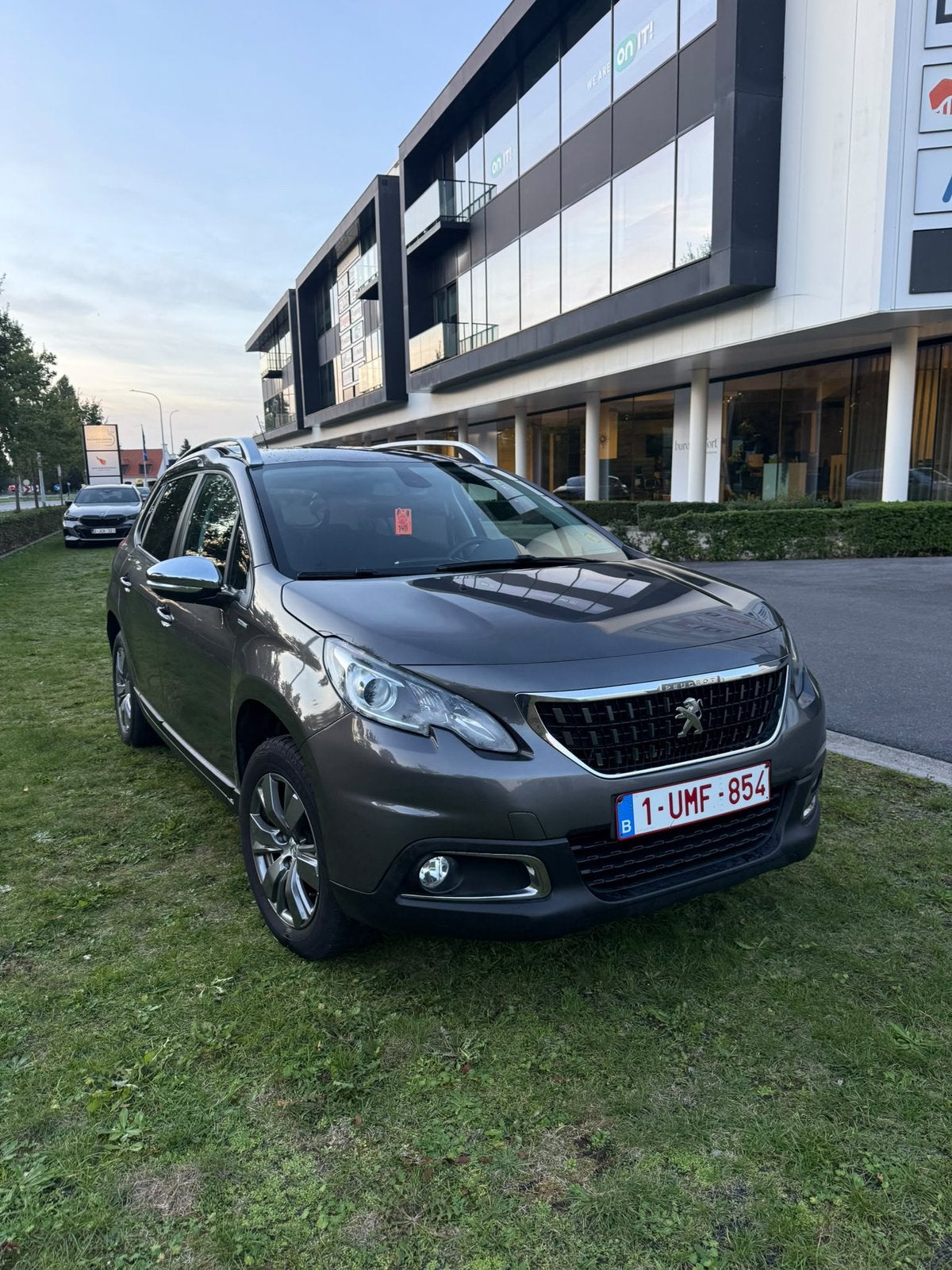 Peugeot 3008 1.2 benzine BWJ.2019 KM 95.900 blanco gekeurd, Achat, Entreprise, Essence