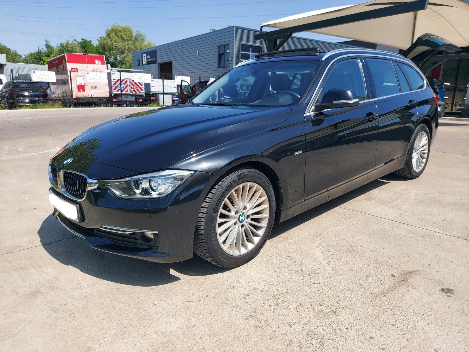 Bmw 320d_Luxury_Euro-6b_Panoramadak_Grote Navi_120kw-163pk., Auto's, BMW, Particulier, 3 Reeks, Panoramadak, Diesel, Euro 6, Handgeschakeld