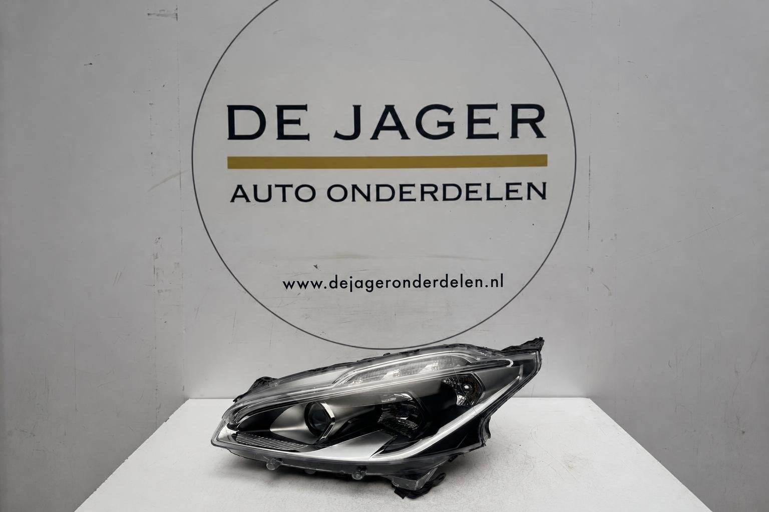 Peugeot 208 A9 FL koplamp links 9810805780, Autos : Pièces & Accessoires, Taurusavenue 1
2132 LS  Hoofddorp, NL, Contact.group@renault.com