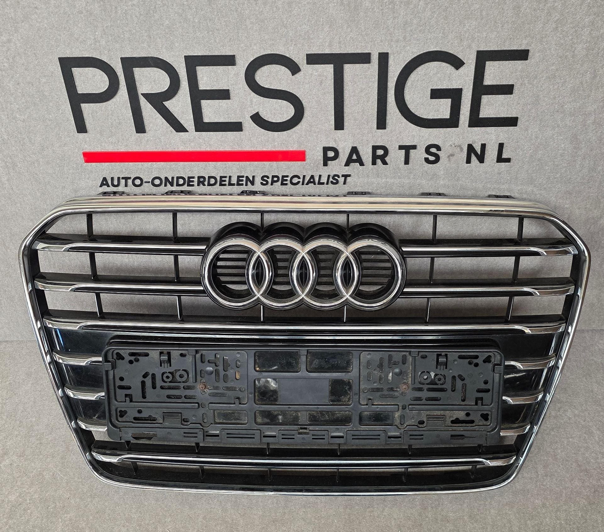 Grill Audi A5 8T Facelift S-line COMPETITION Grille bj.2012-, Auto-onderdelen, Gebruikt, -, Voor, Ophalen of Verzenden