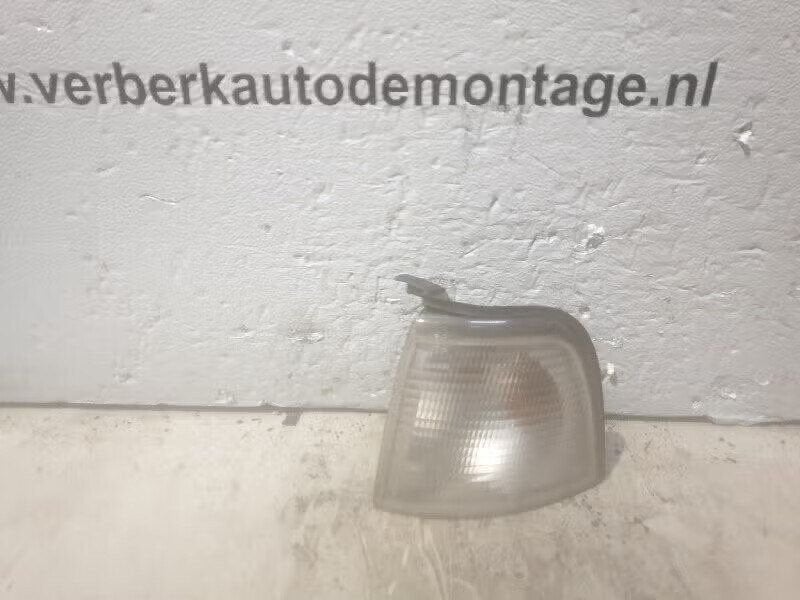 KNIPPERLICHT LINKS Audi 80 (B4) (01-1991/12-1995), Gebruikt, Info@forvia.com, HELLA GmbH & Co. KGaA, Rixbecker Straße 75 59552 Lippstadt, DE