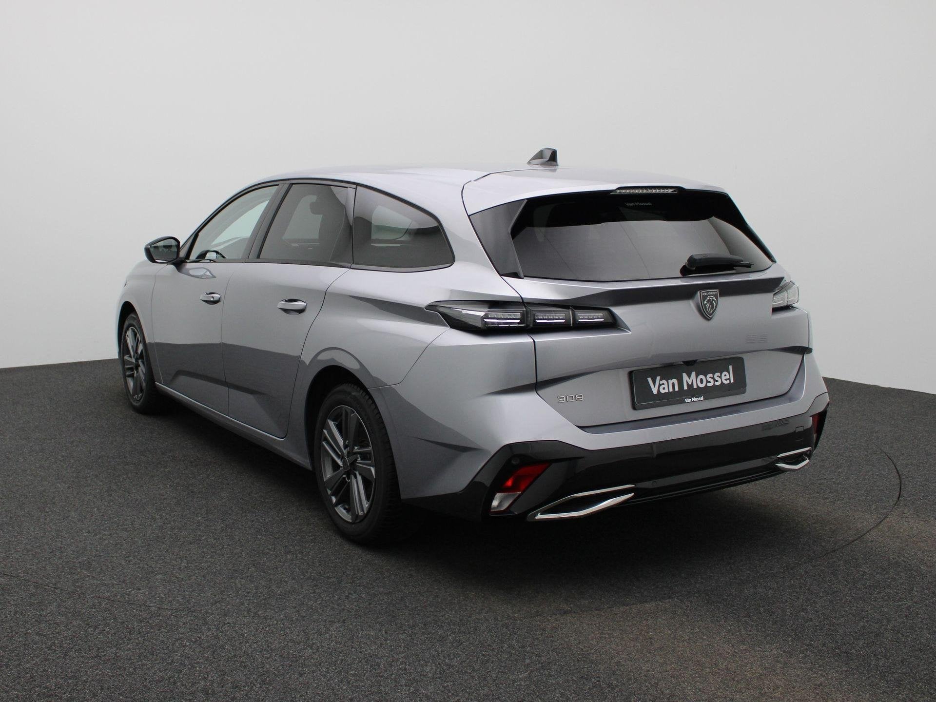 Peugeot 308 SW 1.2 PureTech 130 S&S EAT8 Active Pack, Gebruikt, 1462 kg, 5 deurs, 3 cilinders