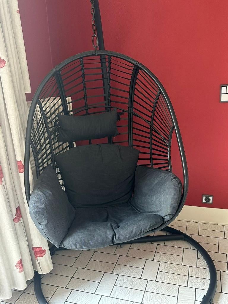 Hangstoel, Ophalen, Zo goed als nieuw